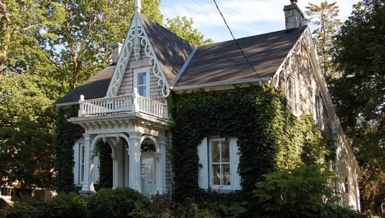 25+ Gothic Tiny House Ideas You'll Adore 127 gothic tiny house